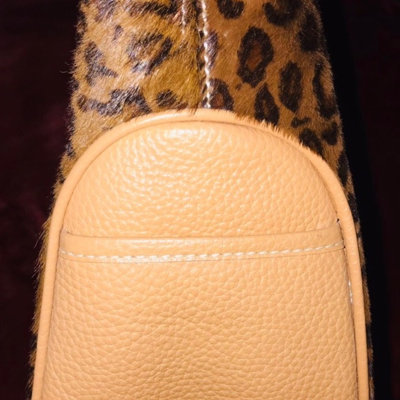 Cheetah print hand bag - Picture 3 of 4